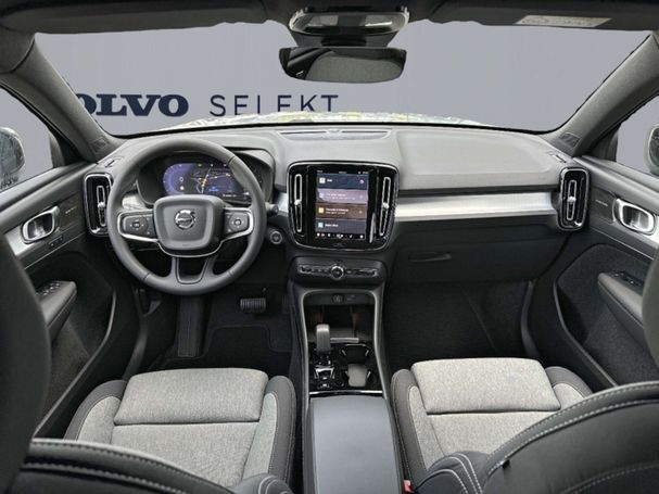 Volvo XC40 Plus 122 kW image number 5