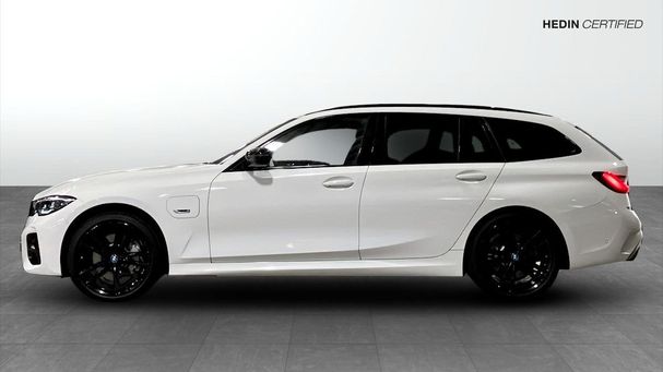 BMW 330 Touring e M Sport xDrive 216 kW image number 6