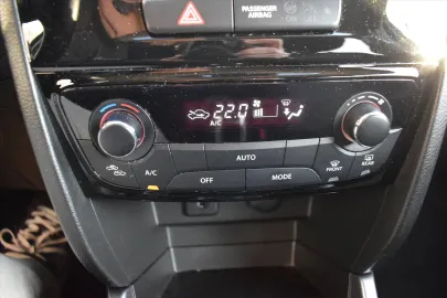Car image 35
