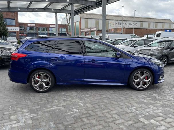 Ford Focus 2.0 EcoBoost ST 184 kW image number 6