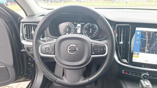 Volvo V60 D4 Momentum 140 kW image number 25