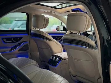 Car image 42