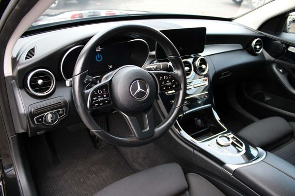 Mercedes-Benz C 300 T 225 kW image number 12