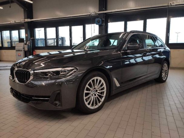 BMW 530d Touring xDrive 210 kW image number 1