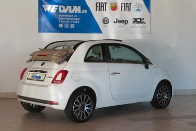 Car image 4