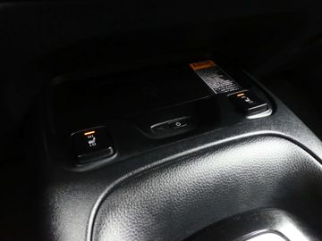 Car image 41