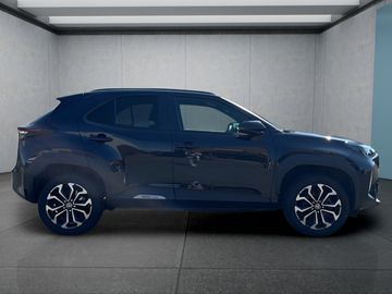 Car image 5