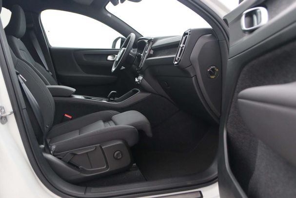 Volvo C40 h Plus 69 kW image number 4