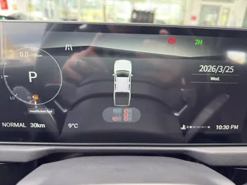 Car image 23