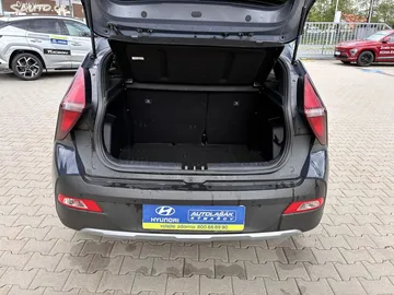 Car image 29