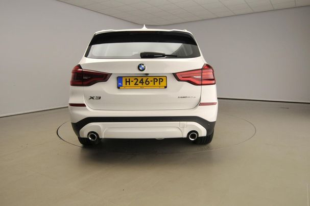 BMW X3 xDrive30e Sport 215 kW image number 3