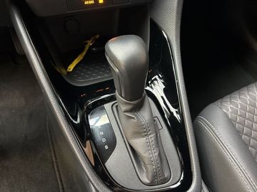 Car image 11