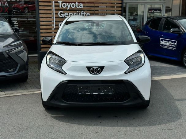 Toyota Aygo X 53 kW image number 3