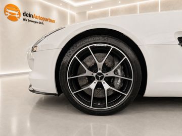 Car image 40