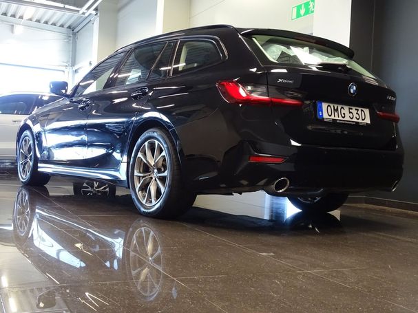 BMW 320d Touring xDrive Sport Line 140 kW image number 3