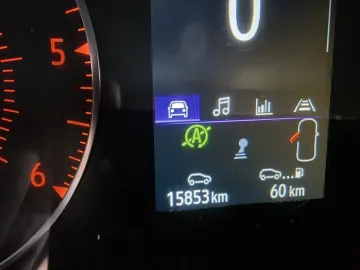 Car image 28