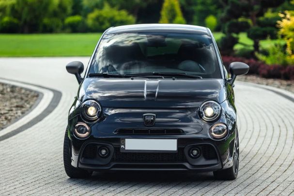 Abarth 500 1.4 16V T Jet 132 kW image number 6