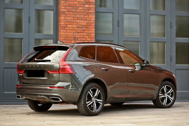 Volvo XC60 B4 AWD Geartronic RDesign 145 kW image number 16