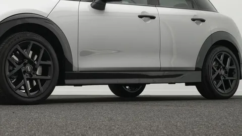 Car image 22