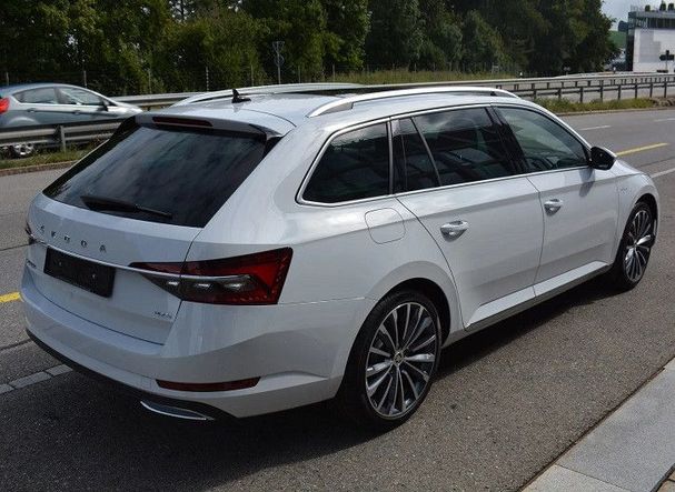 Skoda Superb Combi 2.0 TSI 4x4 206 kW image number 2