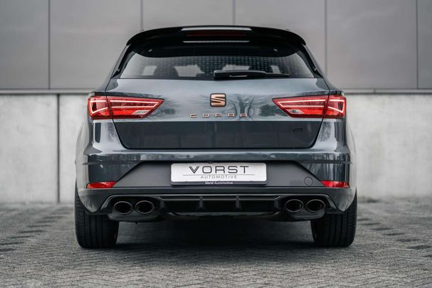 Seat Leon Cupra 220 kW image number 4