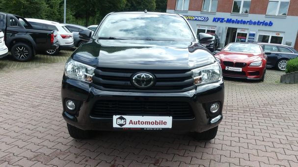 Toyota Hilux 4x4 Double Cab 110 kW image number 3