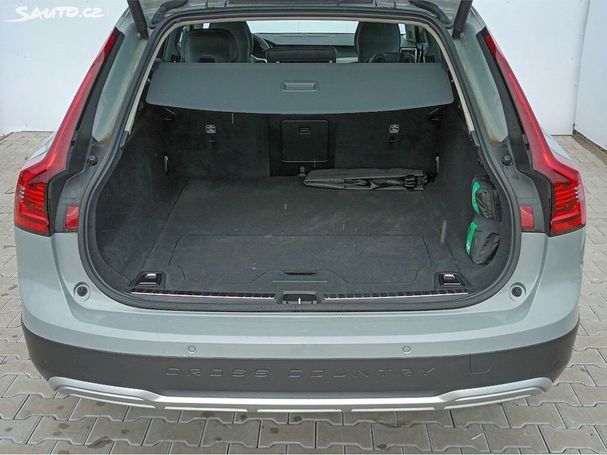 Volvo V90 B4 AWD 145 kW image number 24