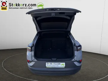 Car image 29