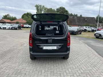 Car image 28