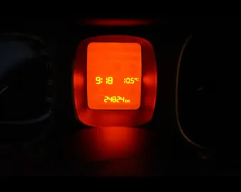 Car image 15
