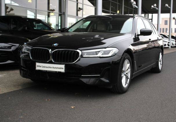 BMW 530d Touring 210 kW image number 1