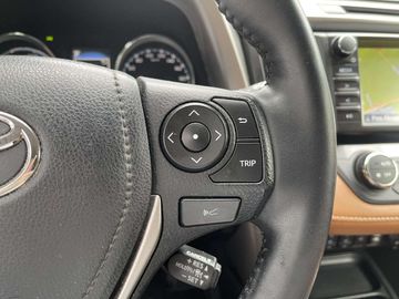 Car image 33