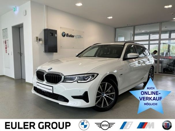 BMW 330 e Touring Sport 218 kW image number 1