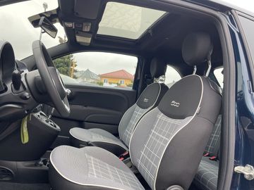 Car image 12