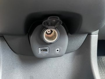 Car image 25
