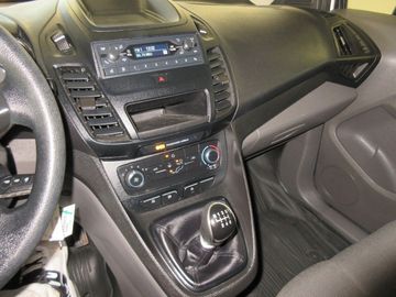 Car image 22