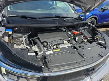 Car image 30
