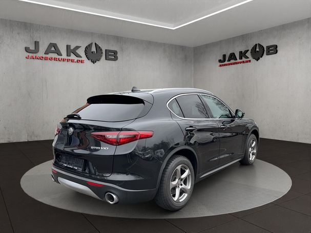 Alfa Romeo Stelvio 2.0 Turbo Super 206 kW image number 2