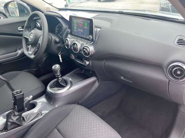 Car image 30