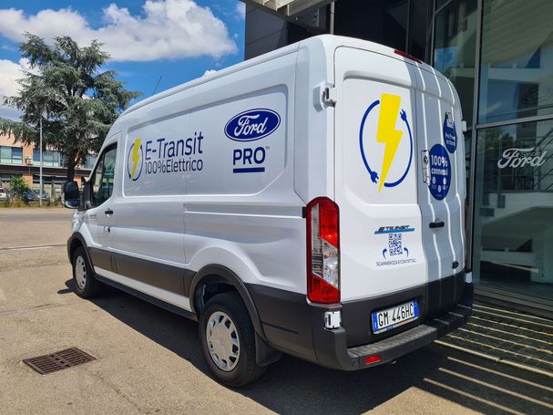 Ford E-Transit Trend 135 kW image number 3