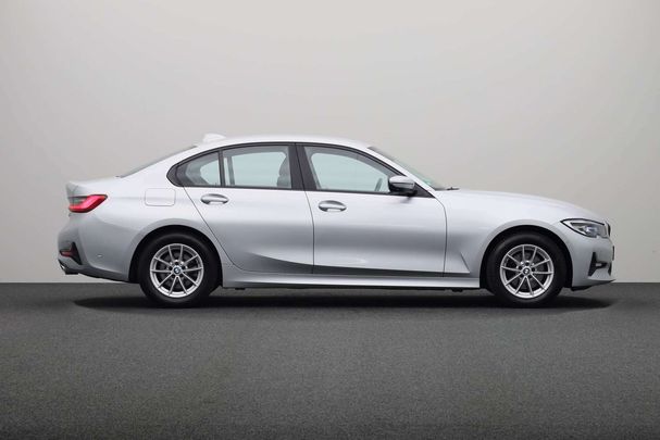 BMW 320d 140 kW image number 12