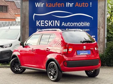 Car image 5