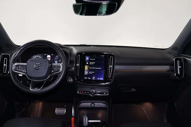 Volvo XC40 T3 120 kW image number 23