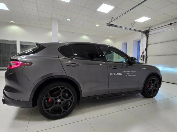 Alfa Romeo Stelvio 2.0 Turbo Q4 206 kW image number 9