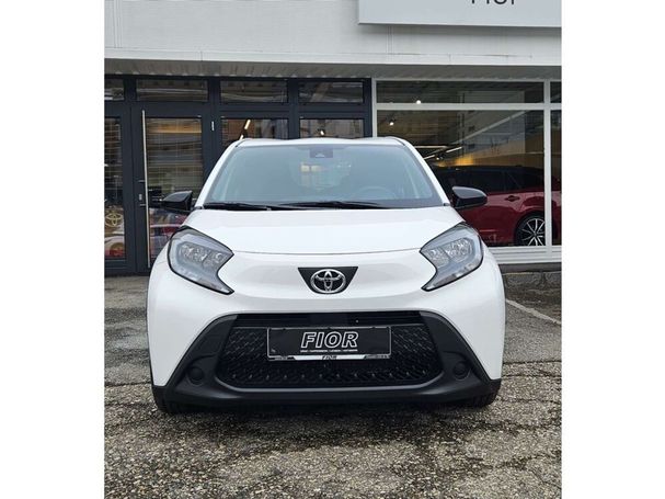 Toyota Aygo X 1.0 VVT-i 53 kW image number 3