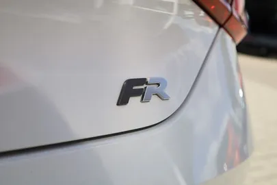 Car image 37