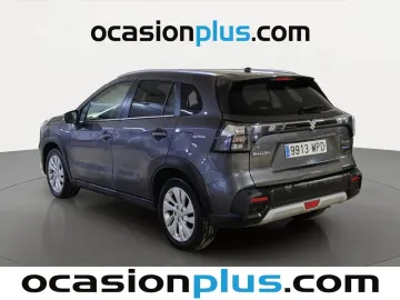 Car image 4