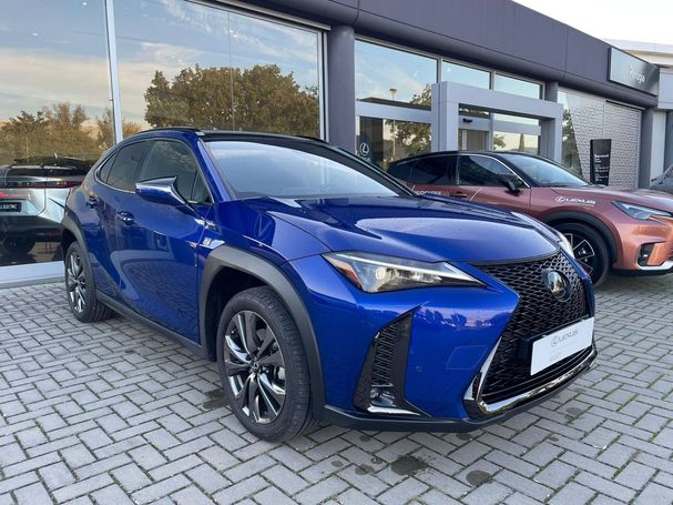 Lexus UX 250h 135 kW image number 2