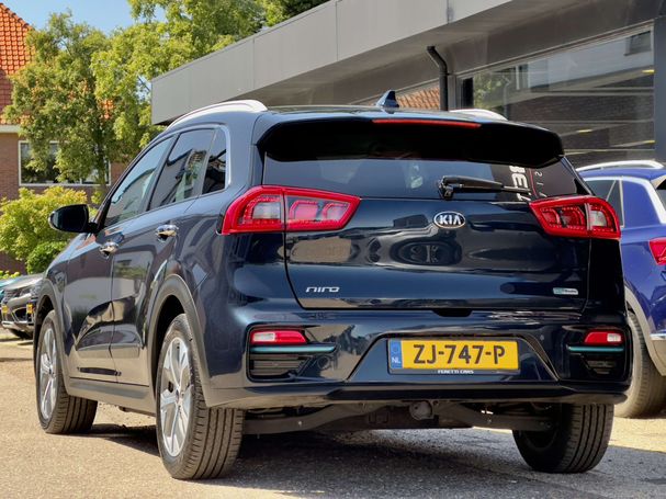 Kia Niro e 64 kWh 150 kW image number 3