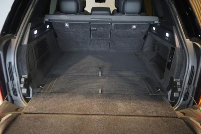 Car image 32